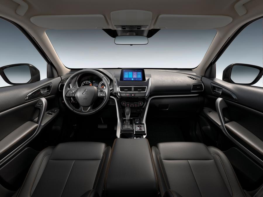 Торпедо Mitsubishi Eclipse Cross 2018 года  (CN) (фото 4 из 6)